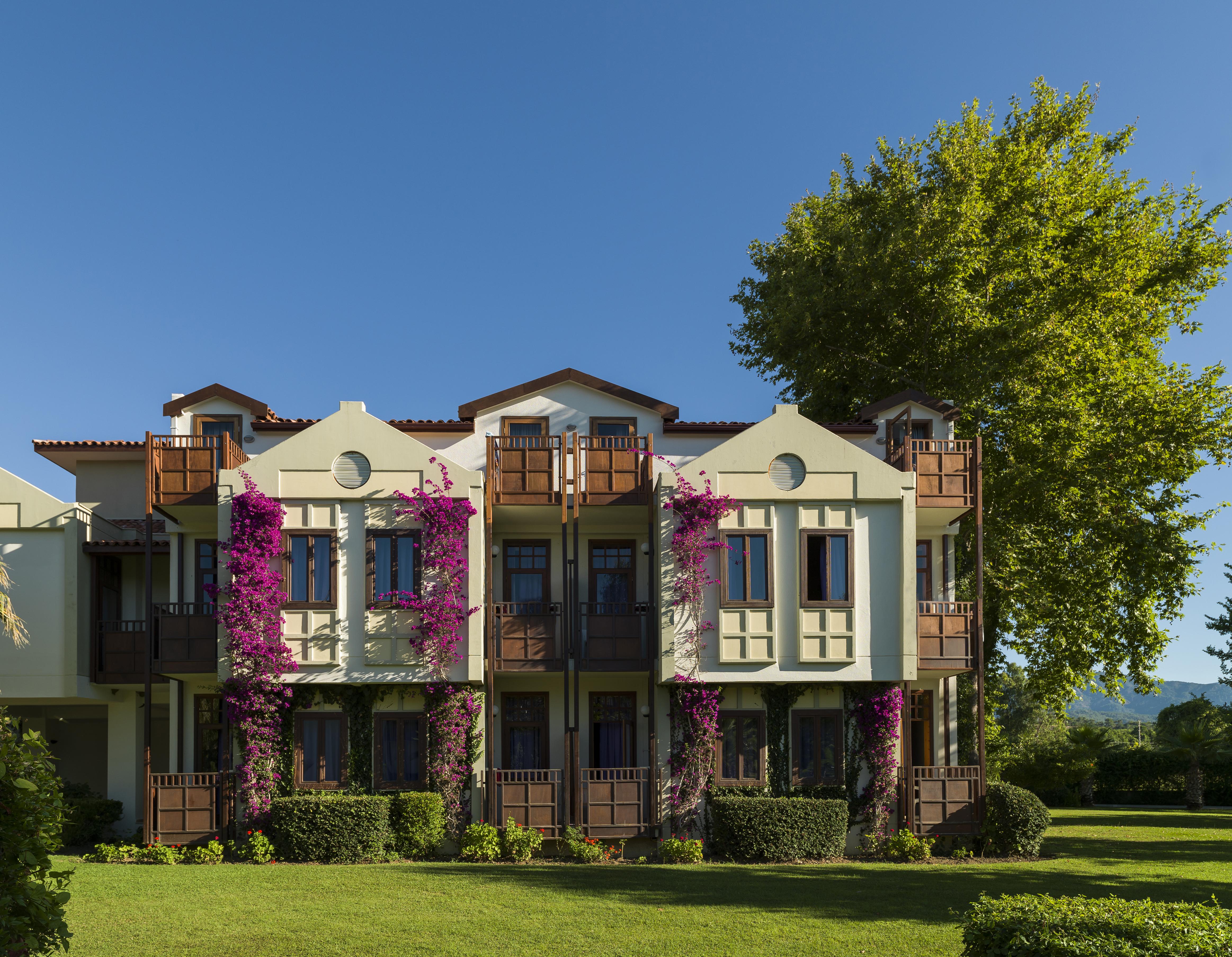 Club Tuana - Resort