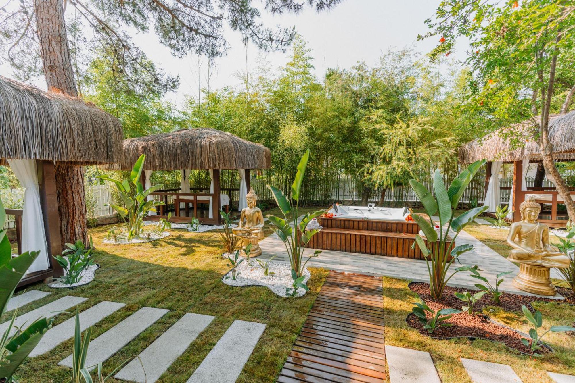 Club Tuana -